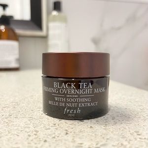 【NEW】Fresh Black Tea Firming Overnight Mask